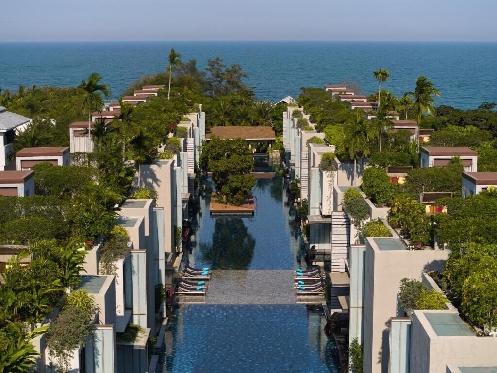 Отель Let's Sea Hua Hin Al Fresco Resort 5*
