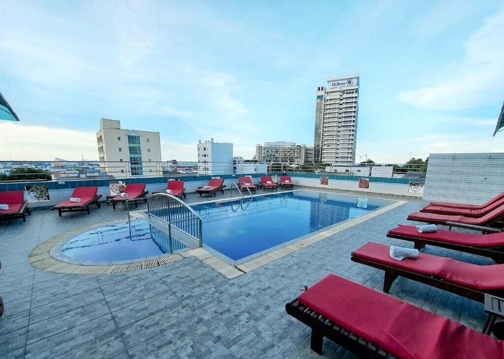 Готель Thipurai City Hotel 3*