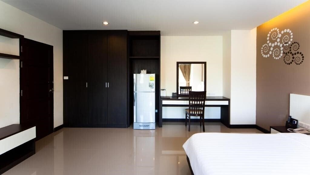 Фотографія Phavina Hotel Rayong 3*