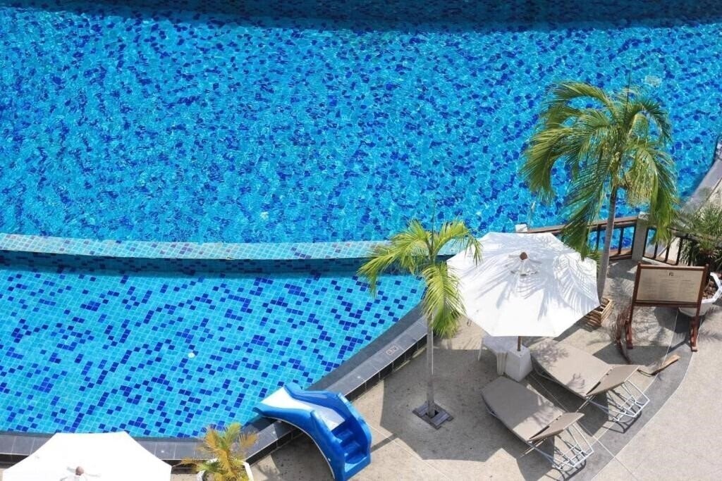 Фотографія Royal Phala Cliff Beach Resort & SPA 4*
