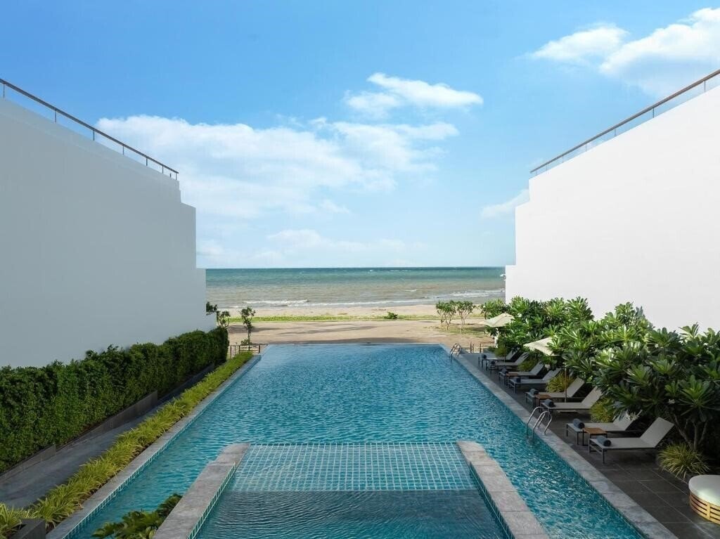 Фото Eastin Resort 4*