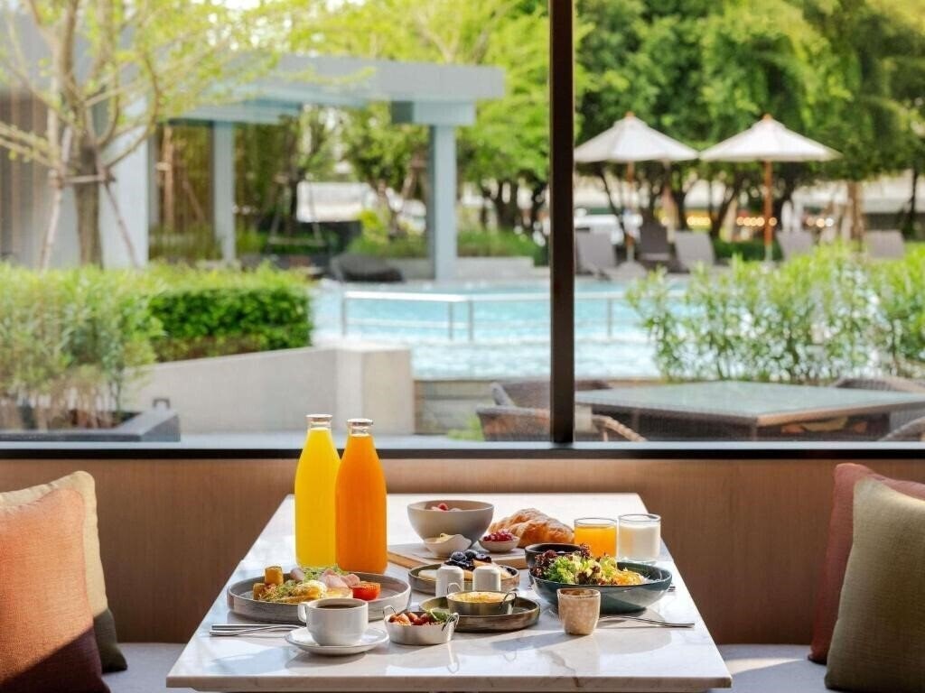 Картинка Novotel Rayong Star Convention Centre 4*