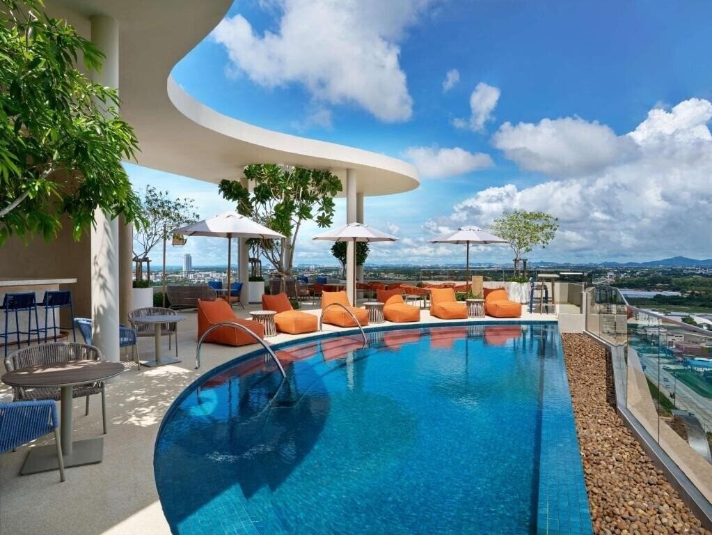 Зображення Hilton Garden Inn Rayong 4*