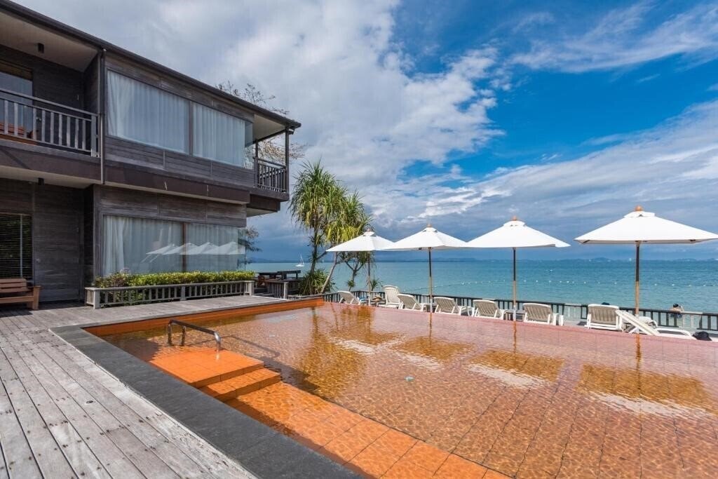 Картинка Baan Ploy Sea 3*