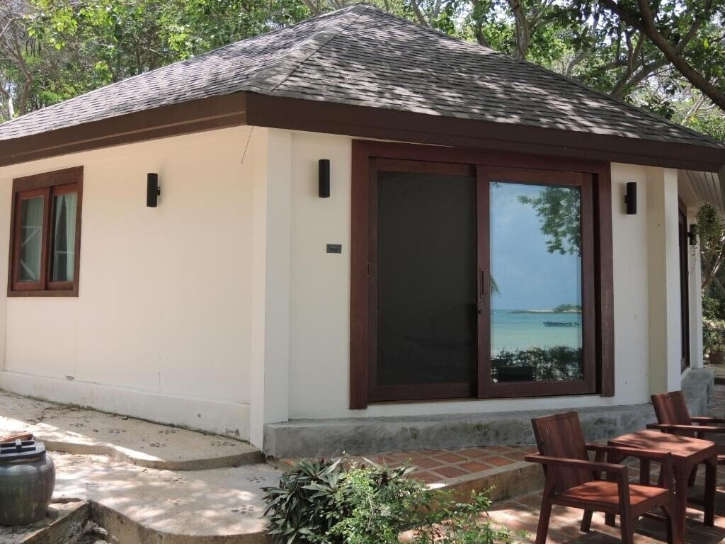 Готель The C Samet Beach Resort 3*