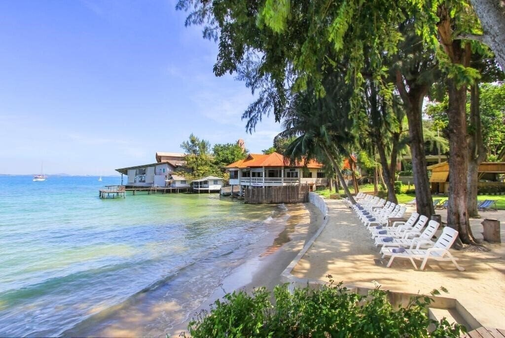 Отель Samed Hideaway Resort 3*