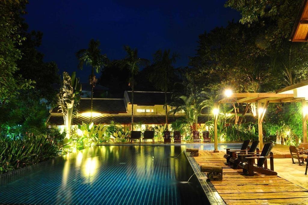 Готель Lima Bella 3*