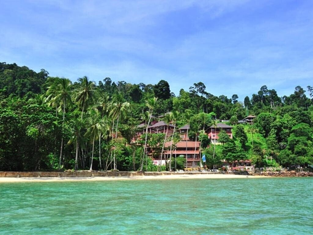 Готель Koh Ngai Cliff Beach Resort 3*