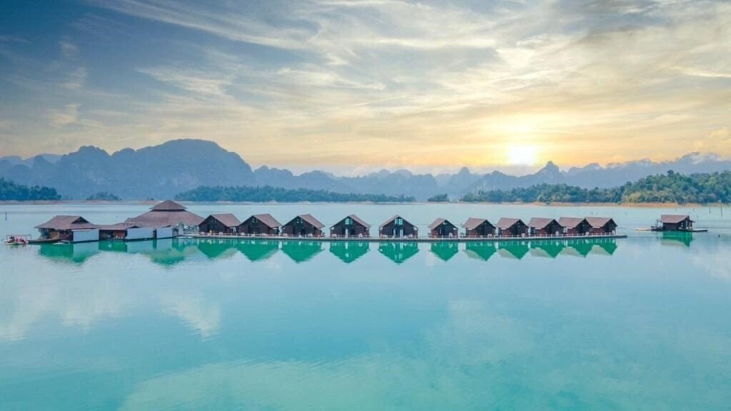 Готель 500 Rai Khao Sok Floating Resort 4*