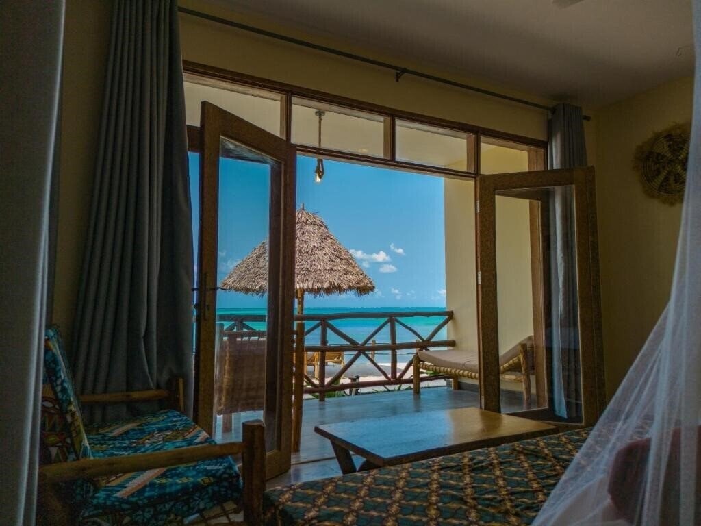 Зображення Mahi Mahi Beach Hotel 3*