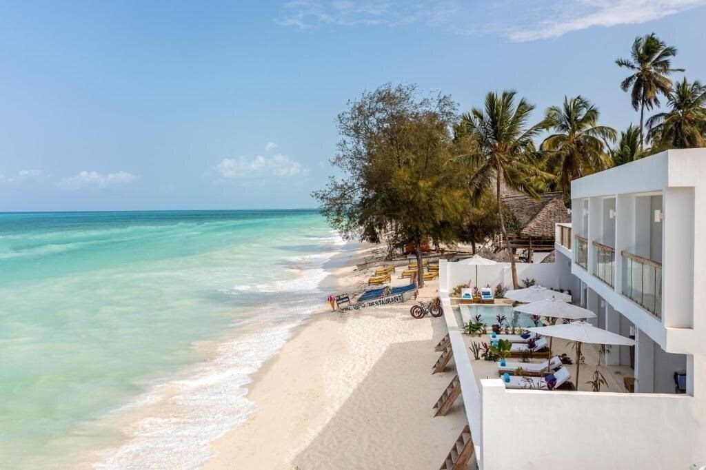 Готель Imara Beach Resort 4*