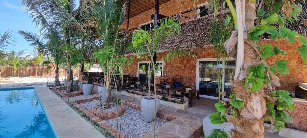 Картинка Salama & Mbuyuni Bungalows 3*