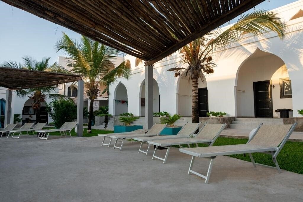 Картинка Opera Hotel Nungwi 3*