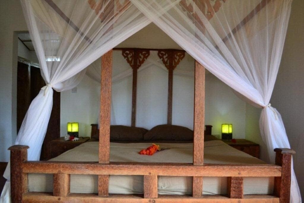 Отель Emerald Bay Resort 4*
