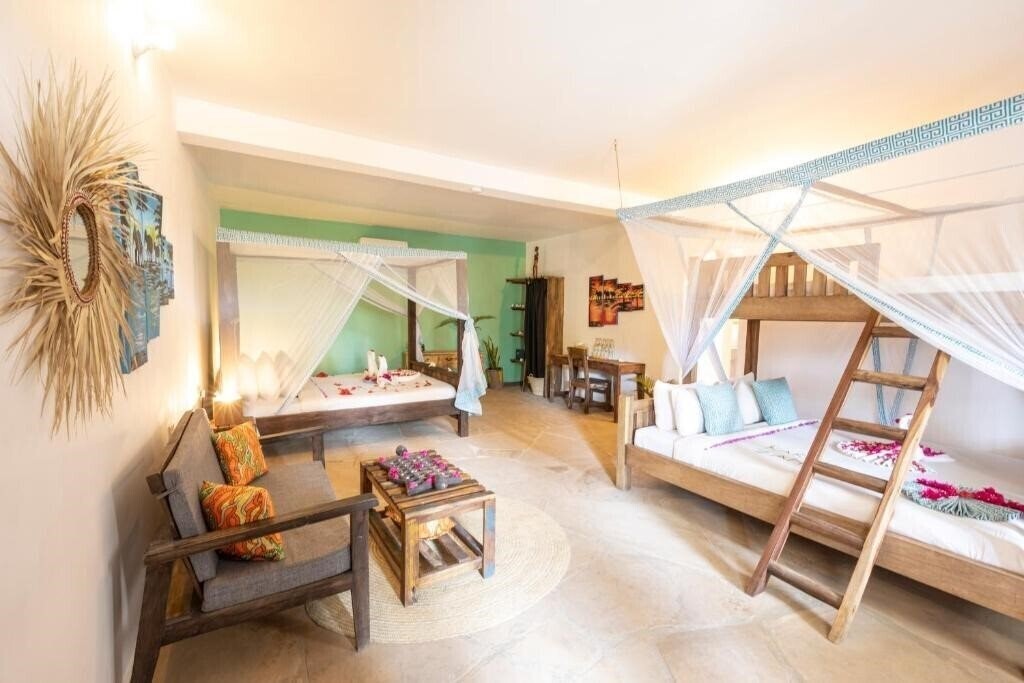 Картинка Reef And Beach 3*