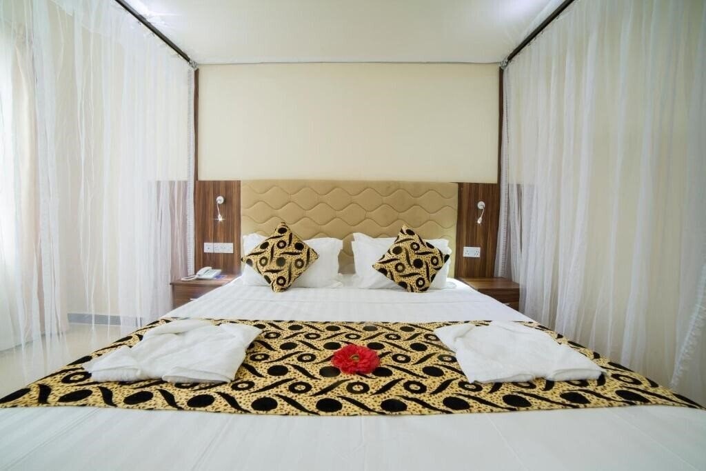 Отель Spice Island 3* 3*