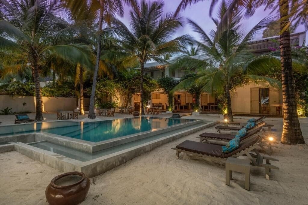 Фотографія Uzuri Villa 4*