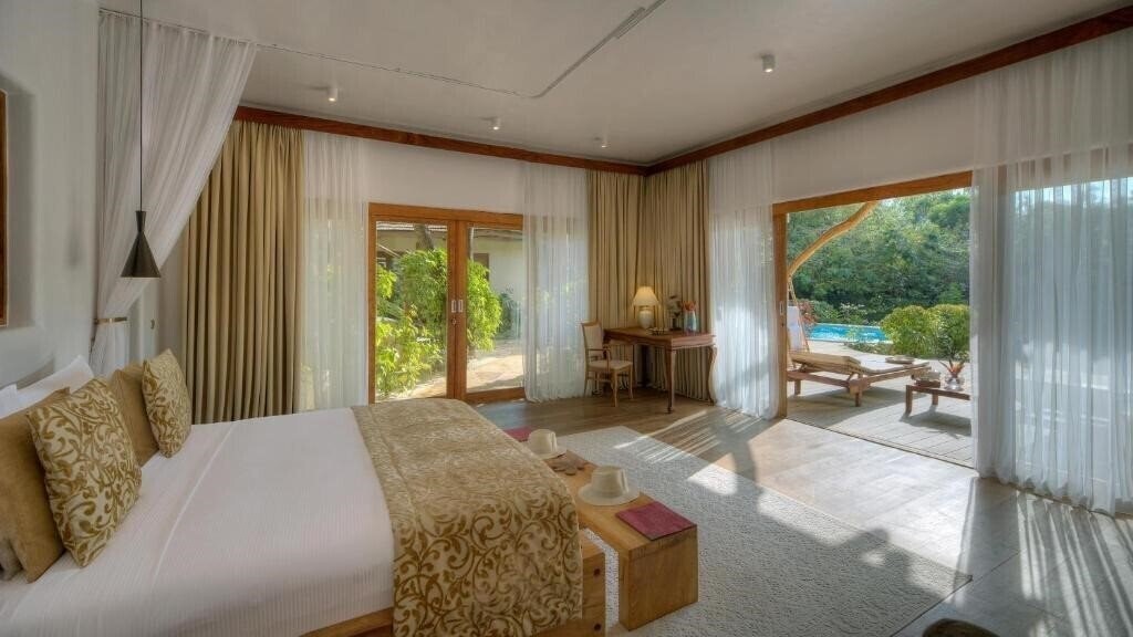 Фото White Sand Luxury Villas 5*