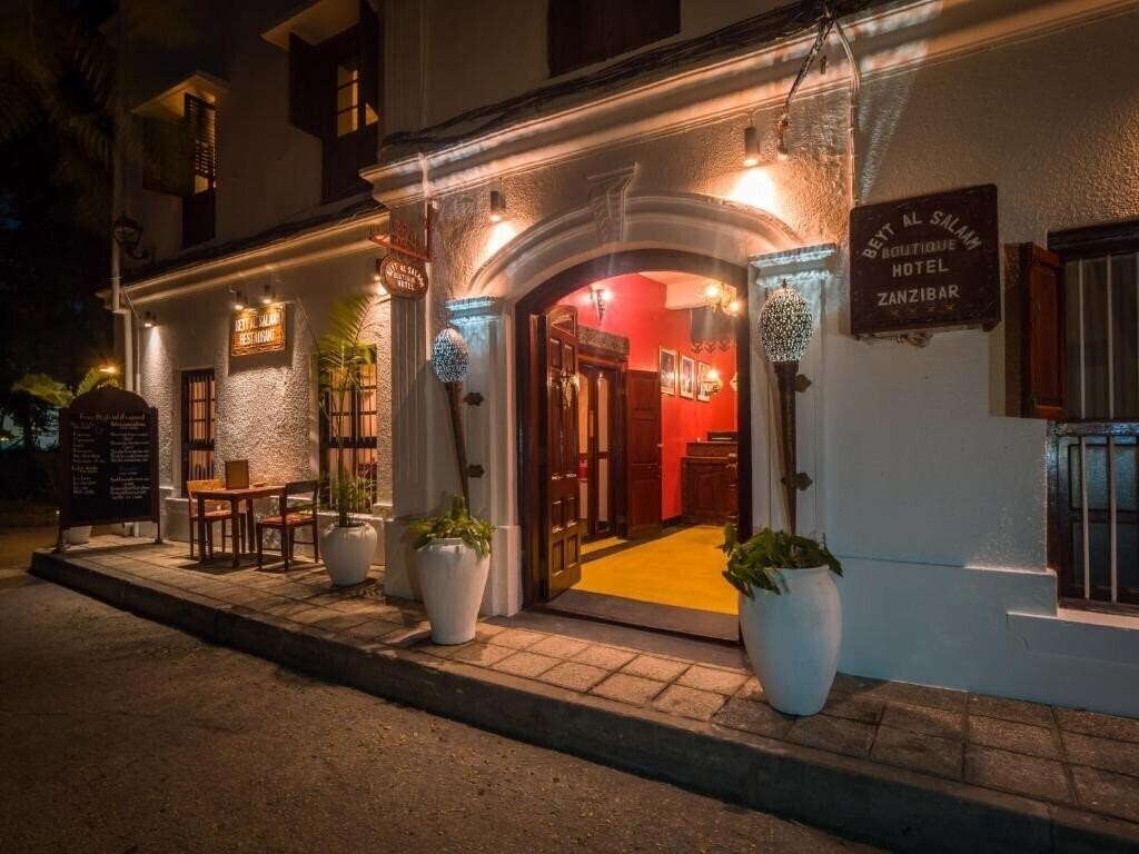 Отель Beyt-Al-Salaam Boutique Hotel 4*