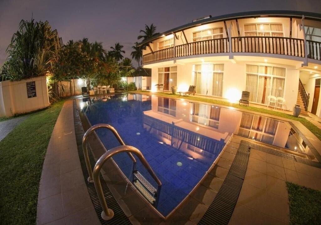Изображение White Rose Beach Hotel 3*