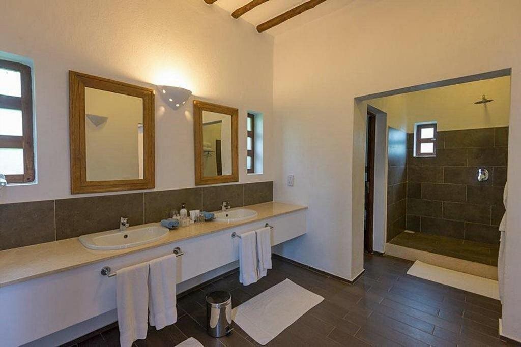 Зображення Kono Kono Beach Resort 5*