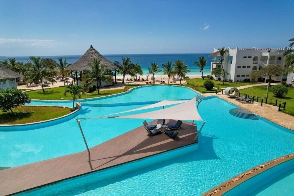 Готель Zanzibar Beach Resort 3*