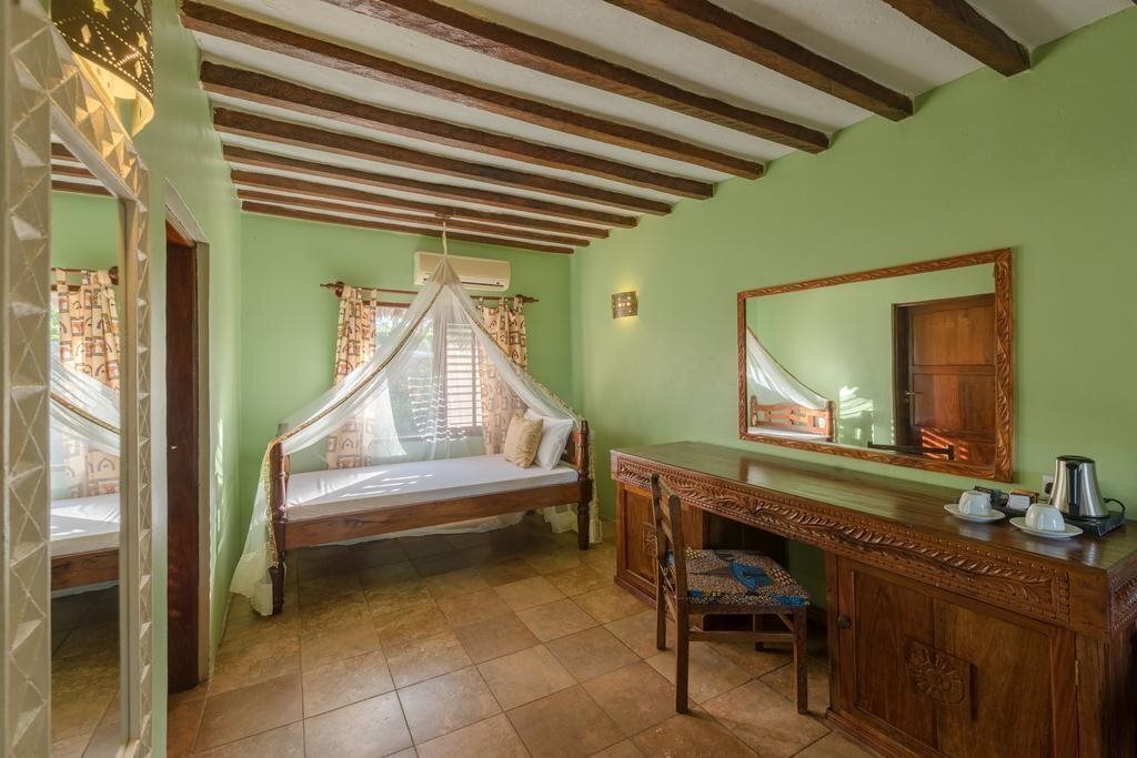 Картинка Ngalawa Beach Village 4*