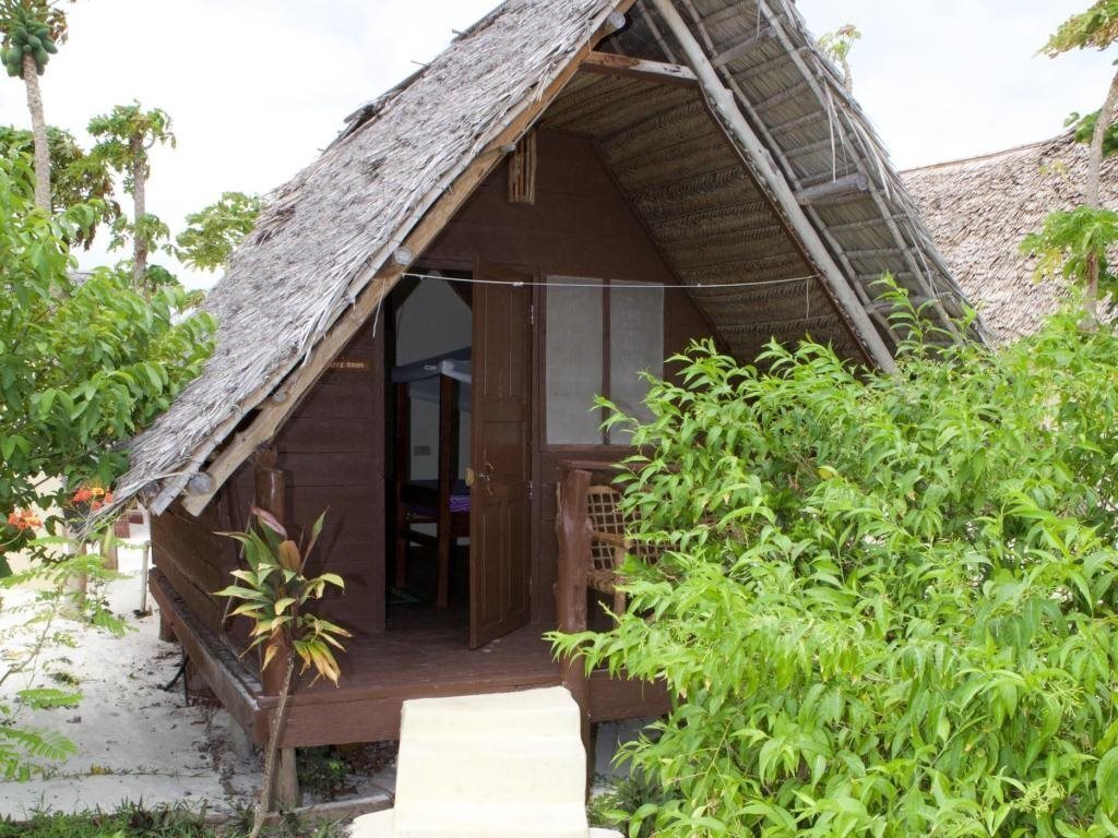 Фотографія Zanzest Beach Bungalows 3*