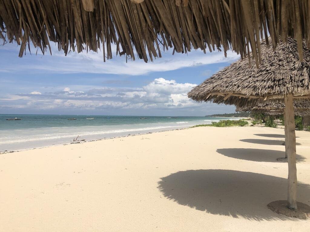 Фото Mchanga Beach Lodge 4*