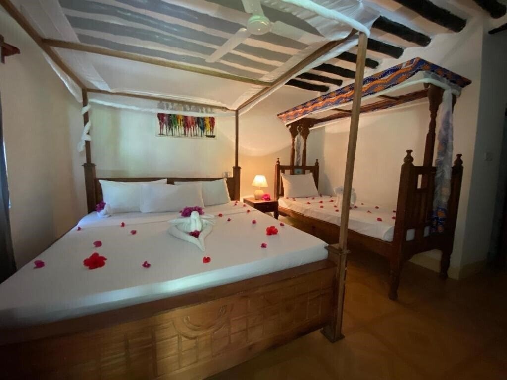 Изображение Menai Bay Beach Bungalows 3*
