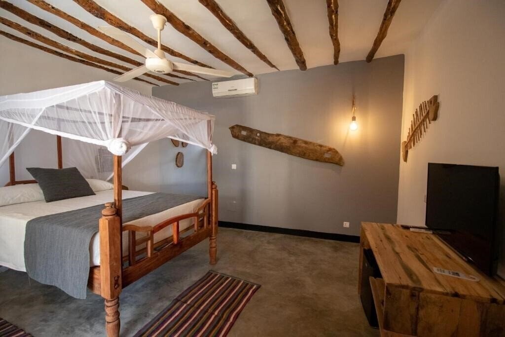 Фото La Madrugada Beach Resort 3*