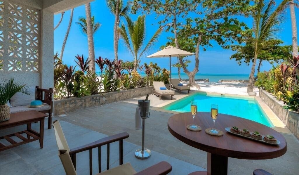 Фотографія Mapenzi Bech Club 4*