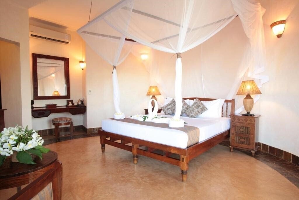 Фото Ocean Paradise Resort 4*