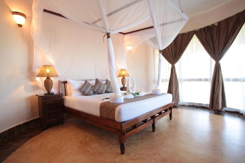 Фото Ocean Paradise Resort 4*