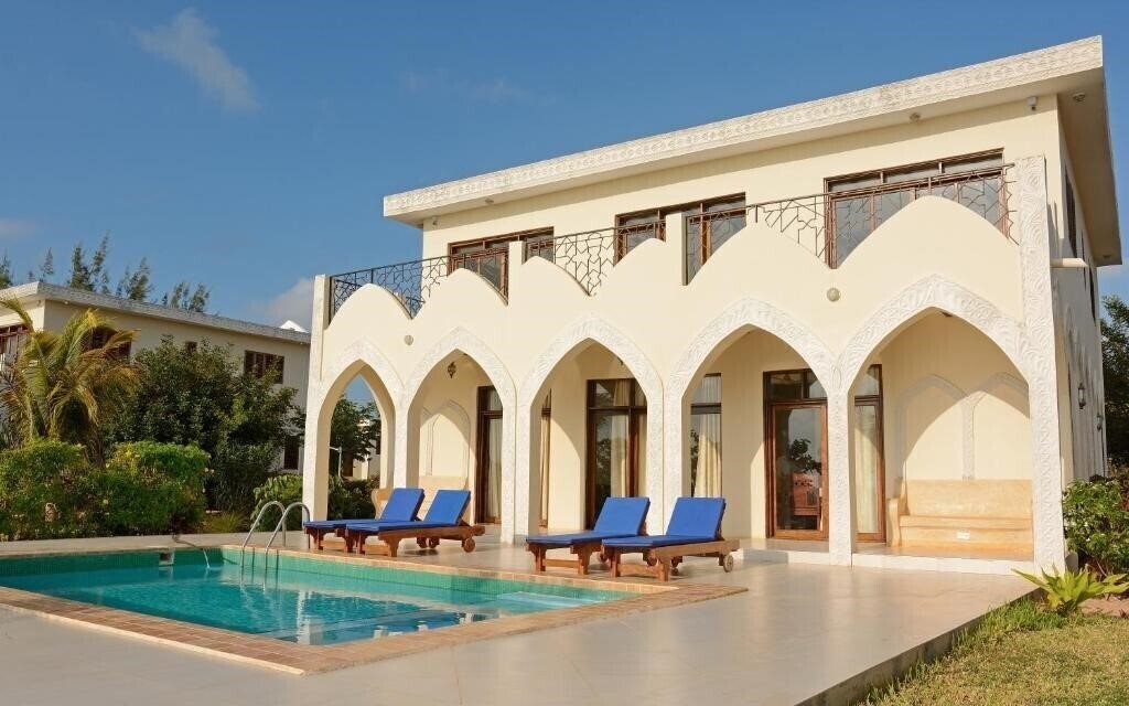 Отель Villa Serenity 4*