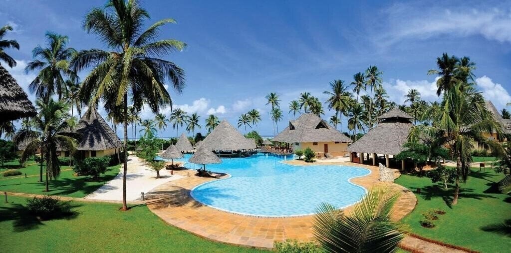 Фото Neptune Pwani Beach Resort & Spa 5*