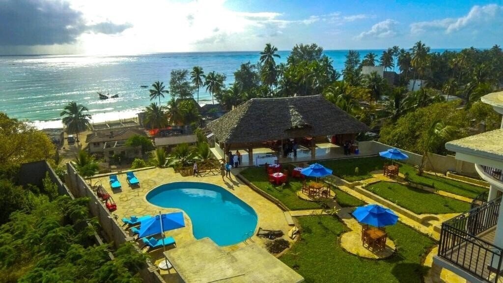 Отель Sea Crest Hotel 3*