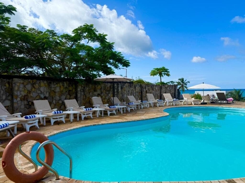 Готель Sea Crest Hotel 3*