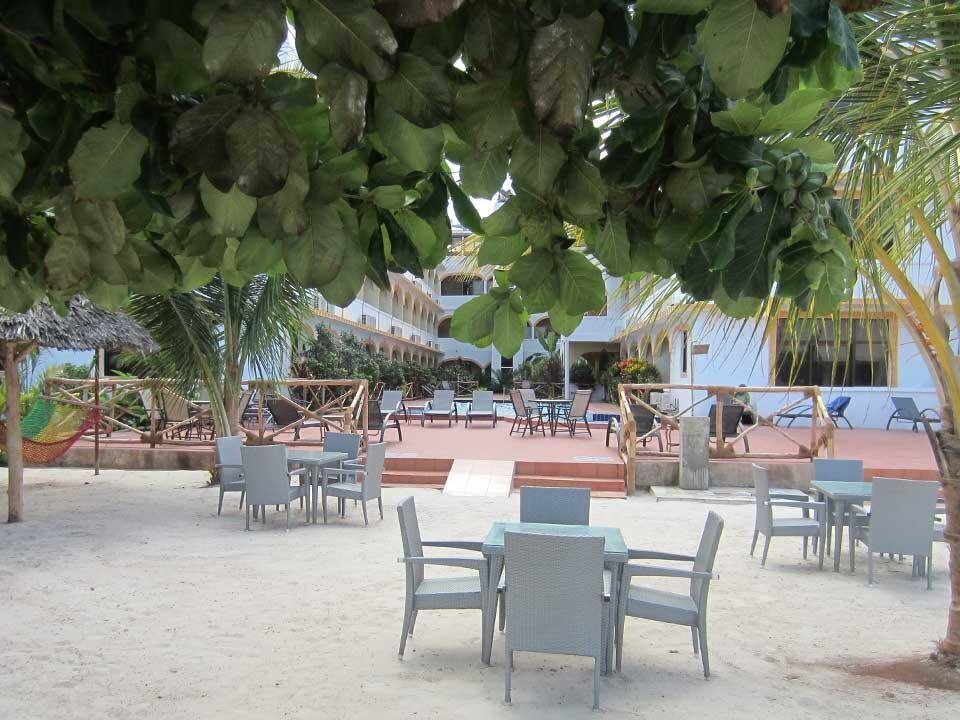 Изображение Mandhari Villa Beach Hotel 4*