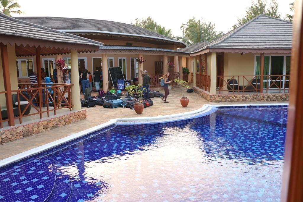 Готель Zanzibar Ocean Blue 1*