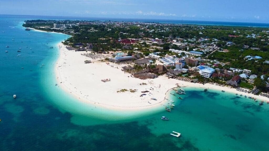 Готель Sunseabar Beach Hotel Kendwa 4*