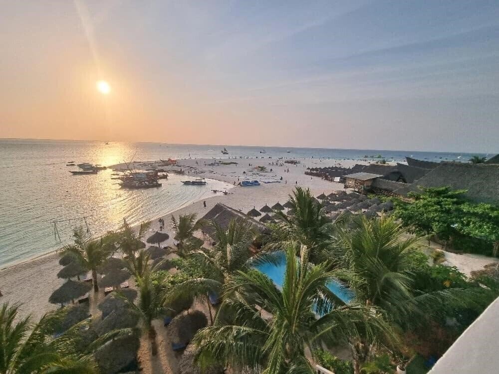 Картинка Sunseabar Beach Hotel Kendwa 4*