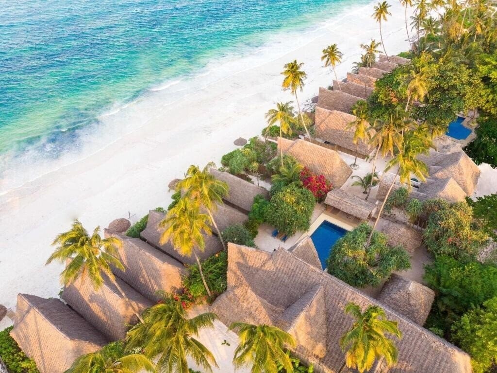 Отель Zanzibar Sunrise At Bandas 4*