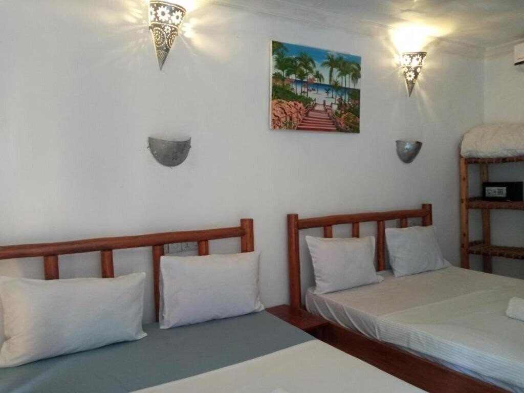 Отель Zanexpress Fahmi Kendwa Villa 3*