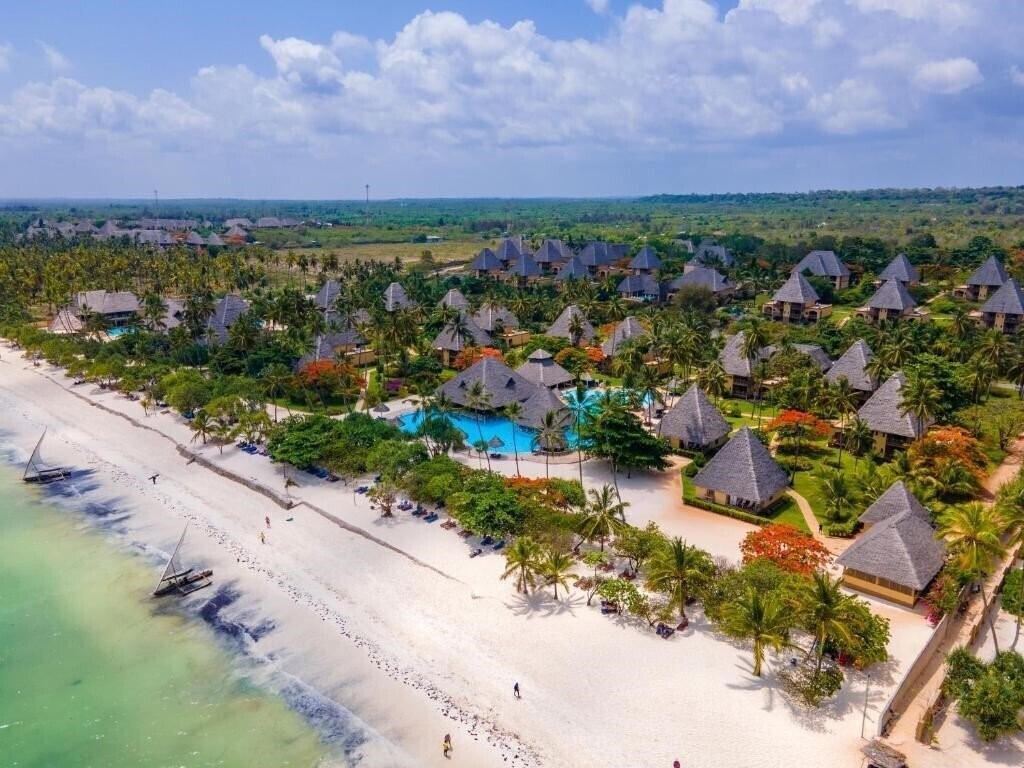 Изображение Pwani Beach Hotel 3*