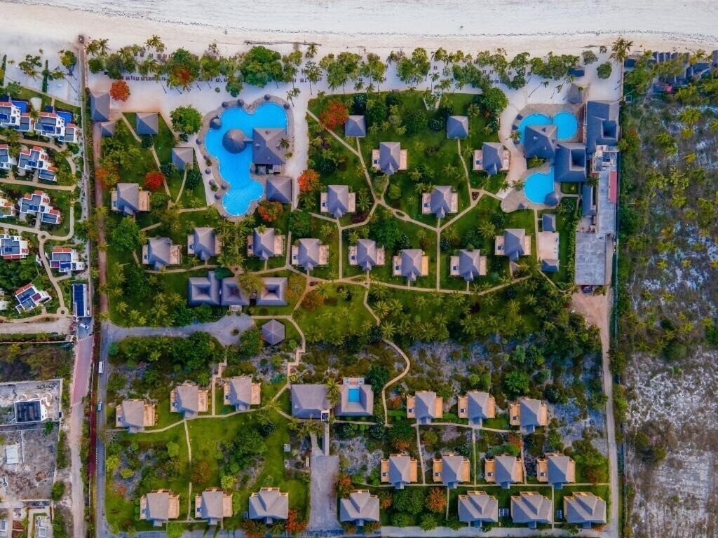 Картинка Pwani Beach Hotel 3*