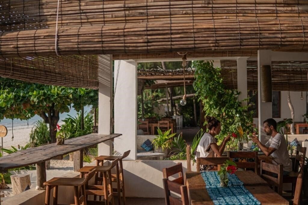 Изображение The Waterfront Zanzibar Beach Hotel 4*