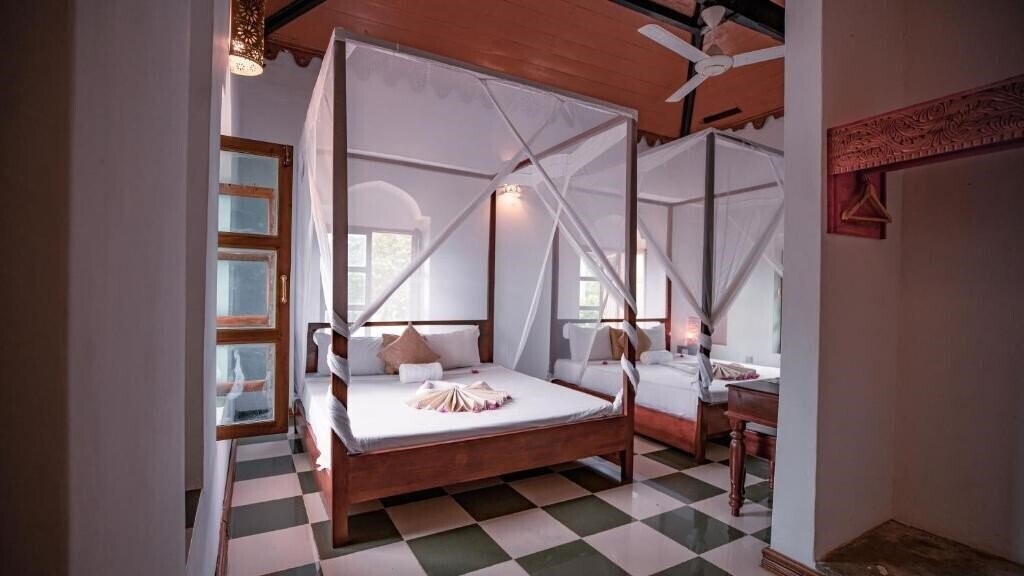 Фото The Manor House 4*