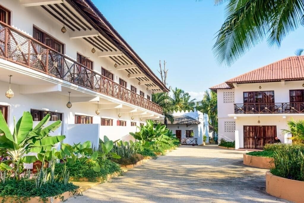 Фотография Amaan Bungalows Beach Resort 3*