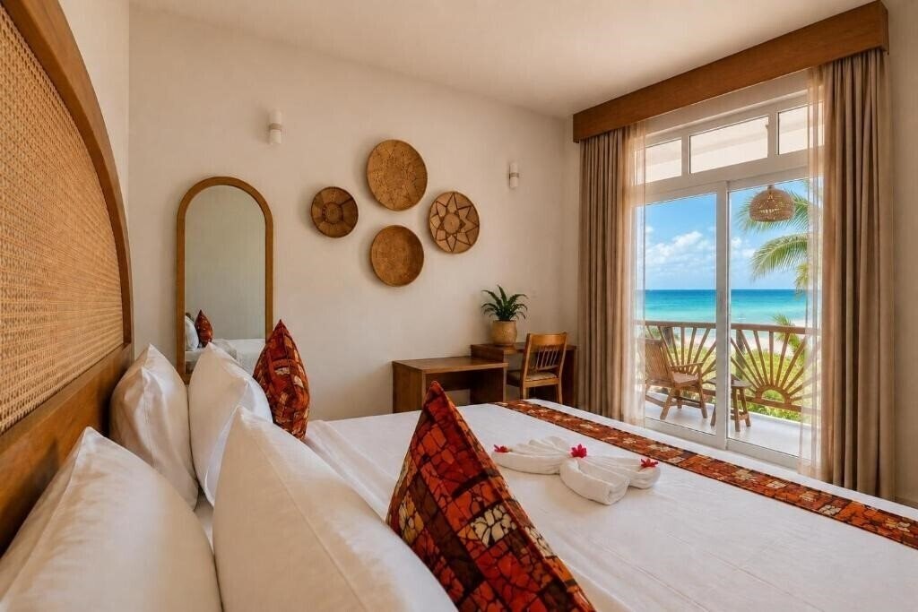 Фото Sky & Sand Zanzibar Beach Resort 3*